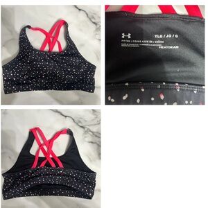 Under Armour fitted heat gear youth large